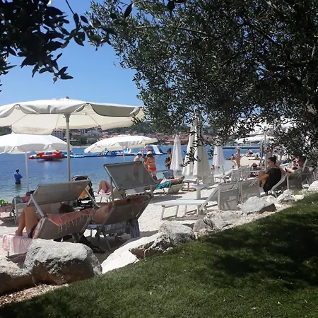 Apartment Mav Apt, New, Modern, Near Old Town, Free Parking