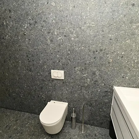 Apartment Mav Apt, New, Modern, Near Old Town, Free Parking *