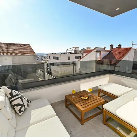 Apartment Mav Apt, New, Modern, Near Old Town, Free Parking *