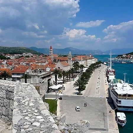 Mav Apt, New, Modern, Near Old Town, Free Parking Trogir