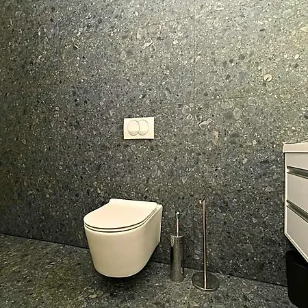 Apartment Mav Apt, New, Modern, Near Old Town, Free Parking Trogir