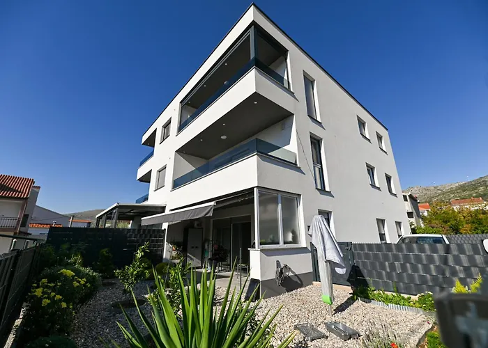 Mav Apt, New, Modern, Near Old Town, Free Parking Appartement *
