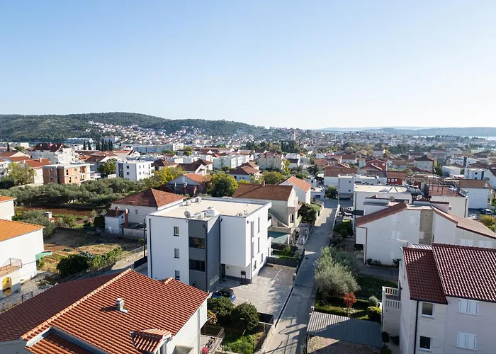 Mav Apt, New, Modern, Near Old Town, Free Parking Trogir